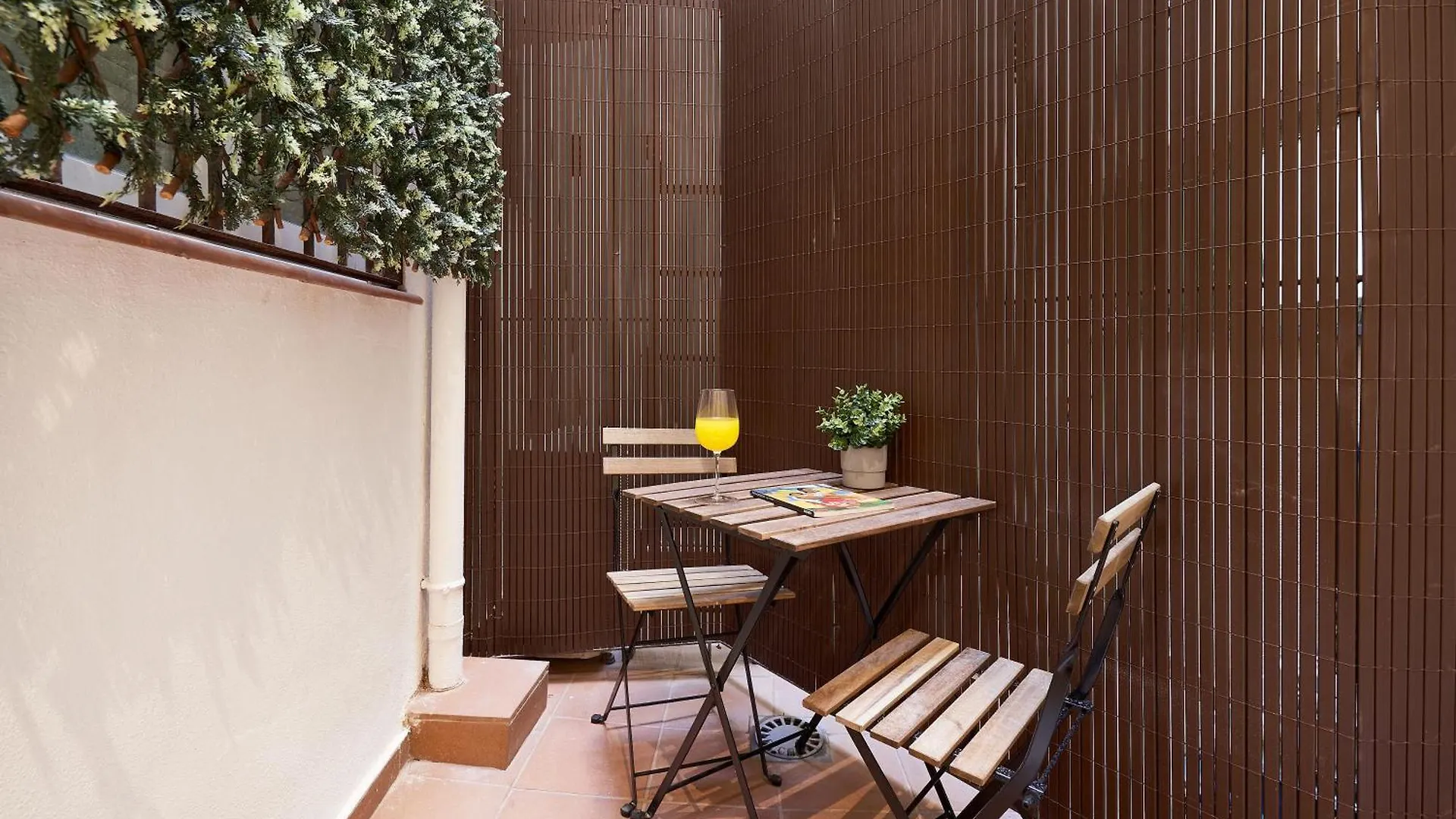 Malagahome 0*, Málaga